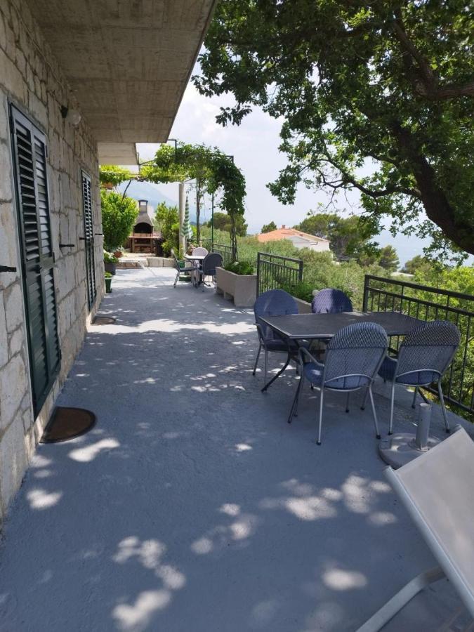 Apartments Mare - 150 M From Beach Brela Ngoại thất bức ảnh